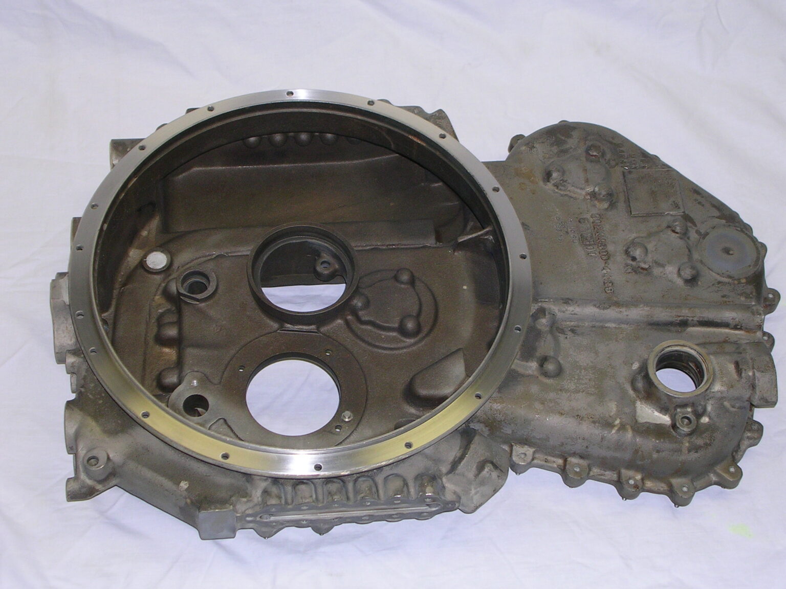 Accessory Gearbox Housing Avanti Aerospace & Engineering Inc.